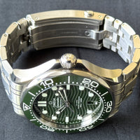 Omega Seamaster Diver 300 M Green Dial watch for Men/Unisex