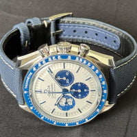 Omega Speedmaster Professional Moonwatch Silver Snoopy Award watch for Men/Unisex