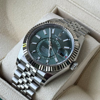 Rolex Sky-Dweller Green Dial watch for Men/Unisex