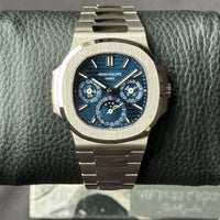 Patek Philippe Nautilus Perpetual Calendar watch for Men/Unisex