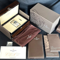 Patek Philippe Nautilus Travel Time Chronograph watch for Men/Unisex