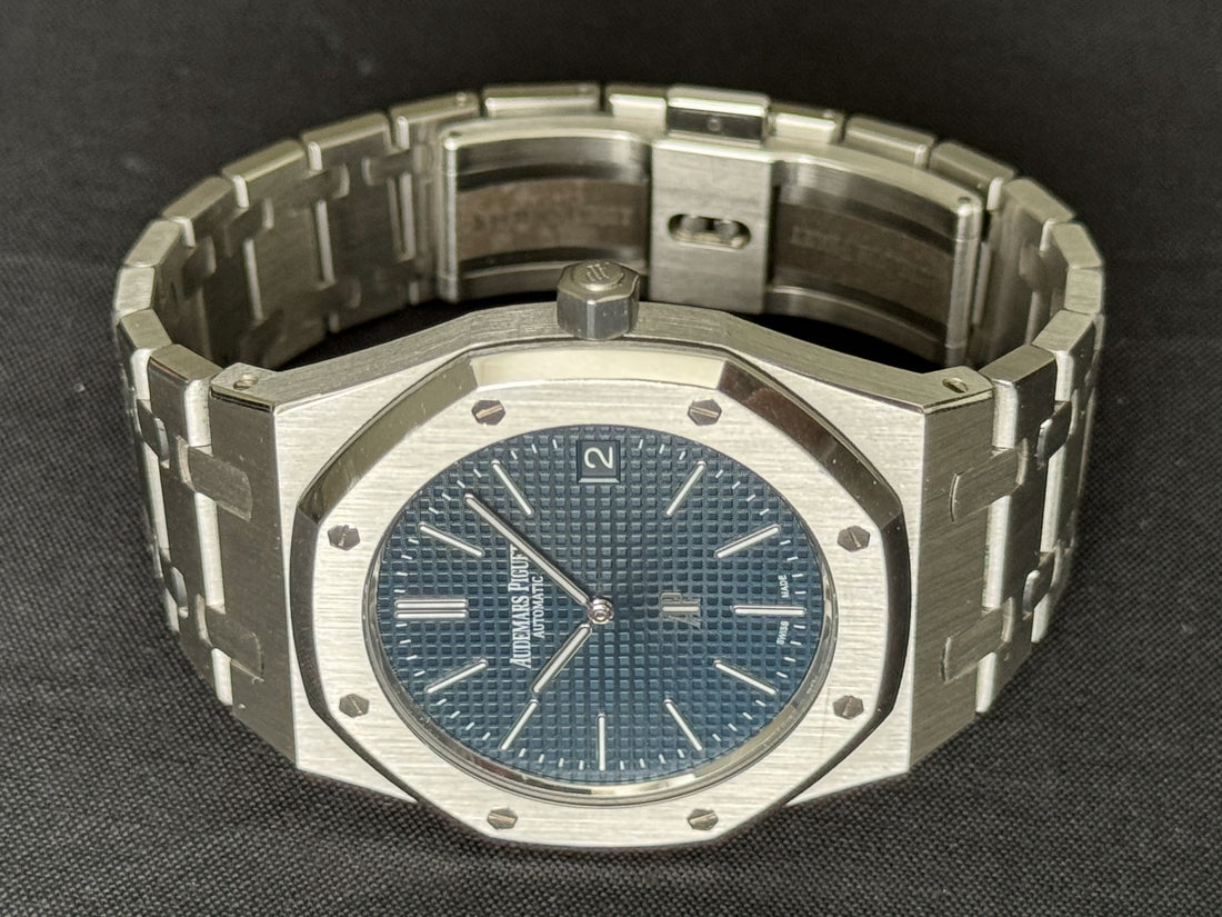 Audemars Piguet Royal Oak Jumbo watch for Men/Unisex