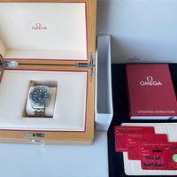 Omega Seamaster Diver 300 M Green Dial watch for Men/Unisex