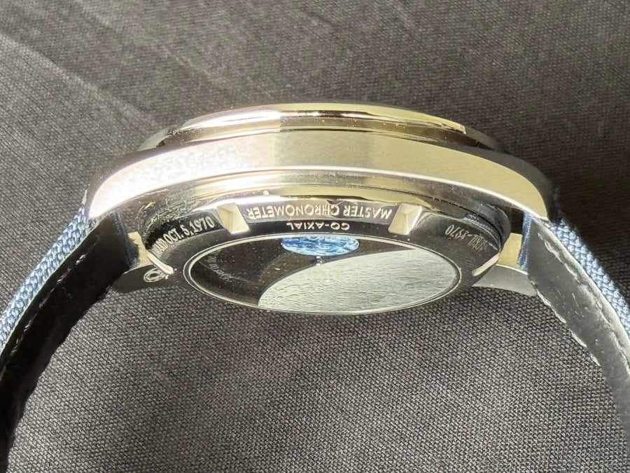 Omega Speedmaster Professional Moonwatch Silver Snoopy Award watch for Men/Unisex