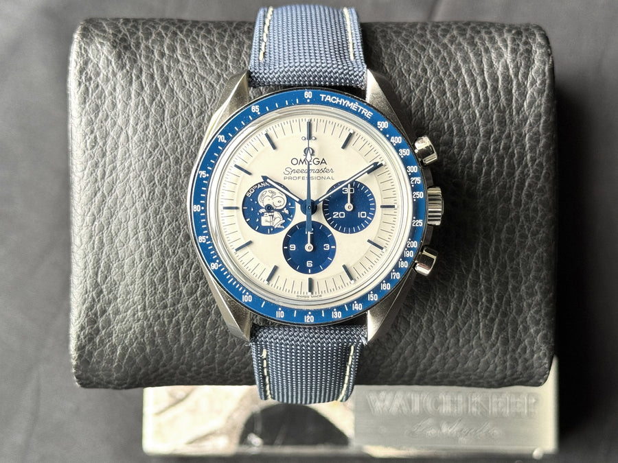 Omega Speedmaster Professional Moonwatch Silver Snoopy Award watch for Men/Unisex