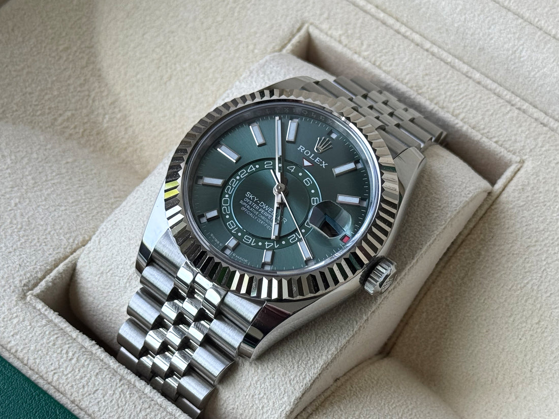 Rolex Sky-Dweller Green Dial watch for Men/Unisex