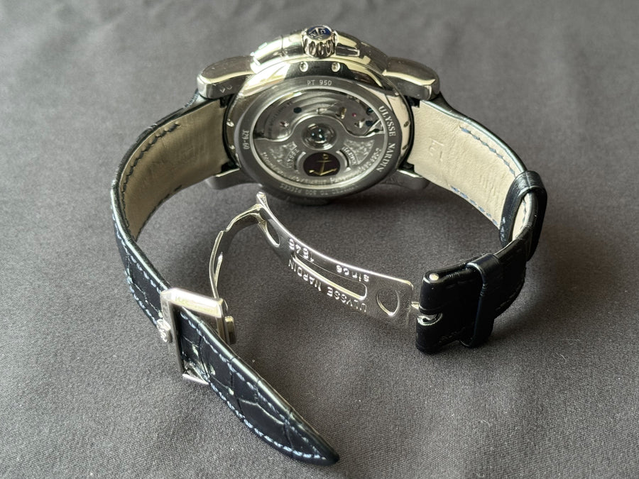 Ulysse Nardin GMT +/- Perpetual watch for Men/Unisex