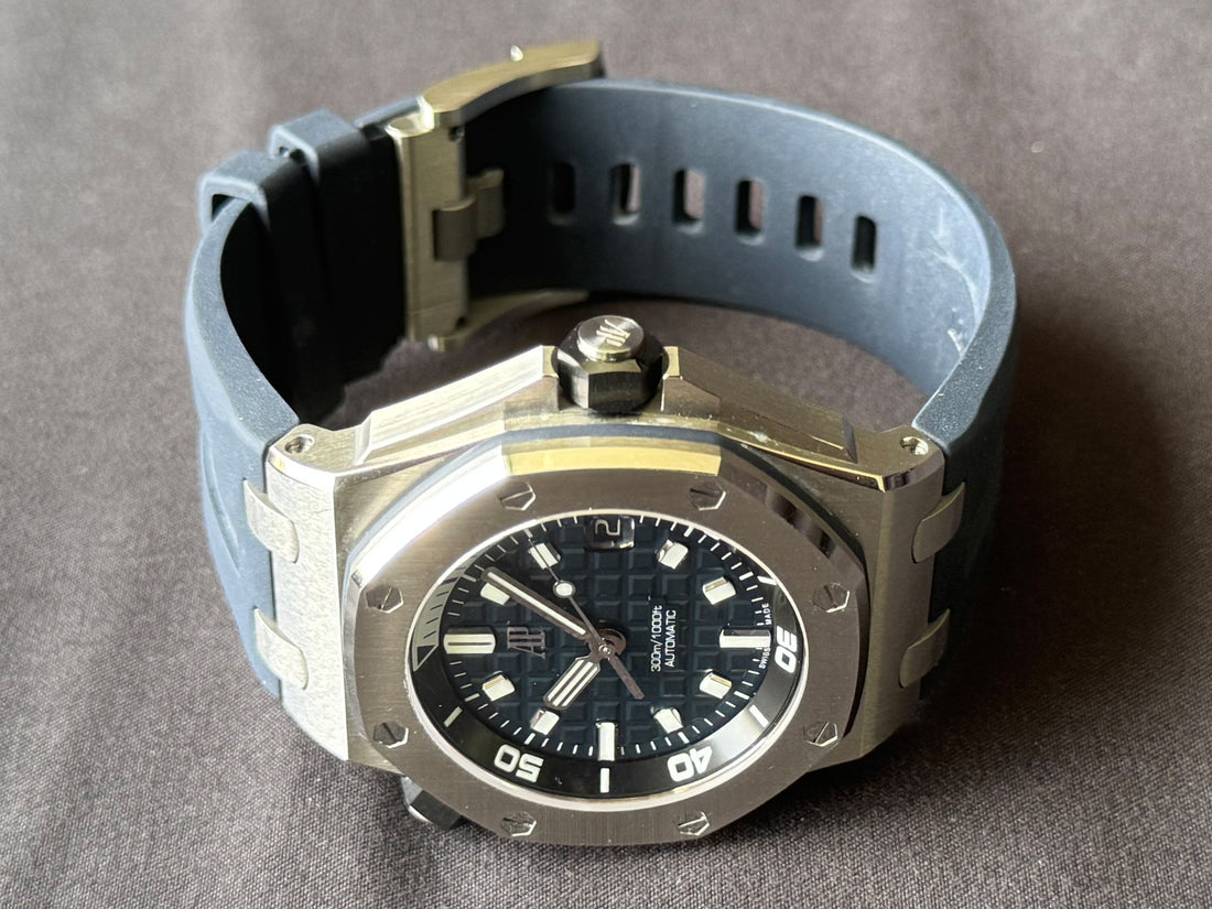 Audemars Piguet Royal Oak Offshore Diver watch for Men/Unisex