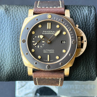 Panerai Luminor Submersible watch for Men/Unisex