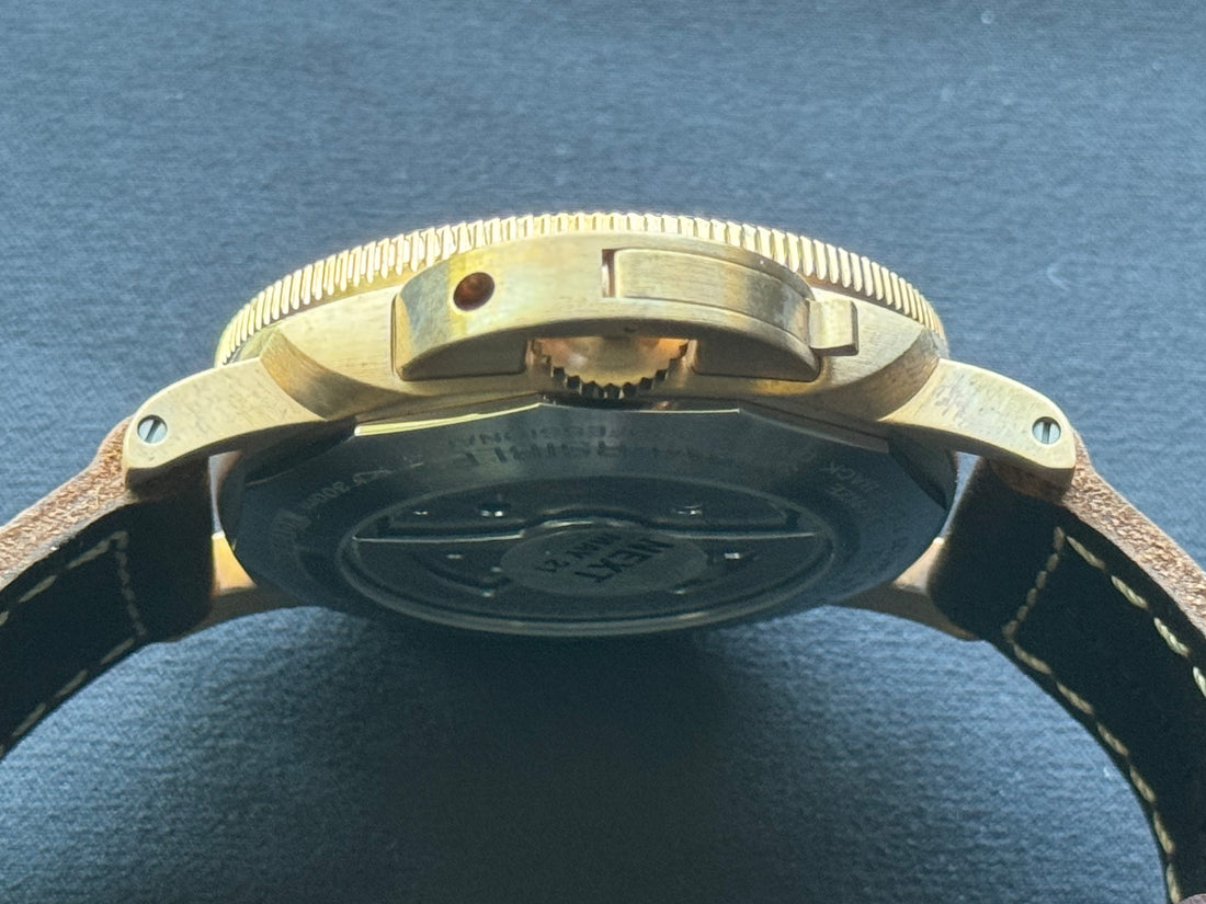 Panerai Luminor Submersible watch for Men/Unisex