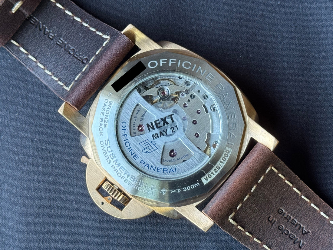 Panerai Luminor Submersible watch for Men/Unisex