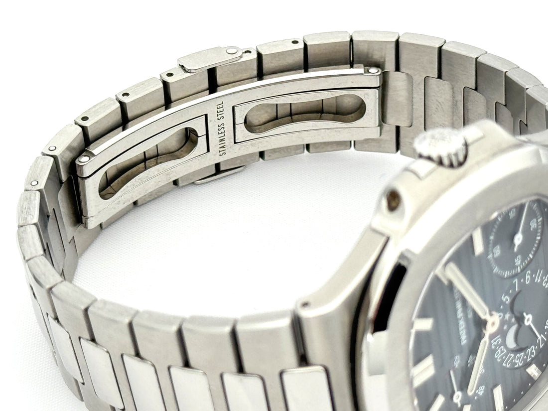 Patek Philippe Nautilus Blue/Black Gradient Dial watch for Men/Unisex