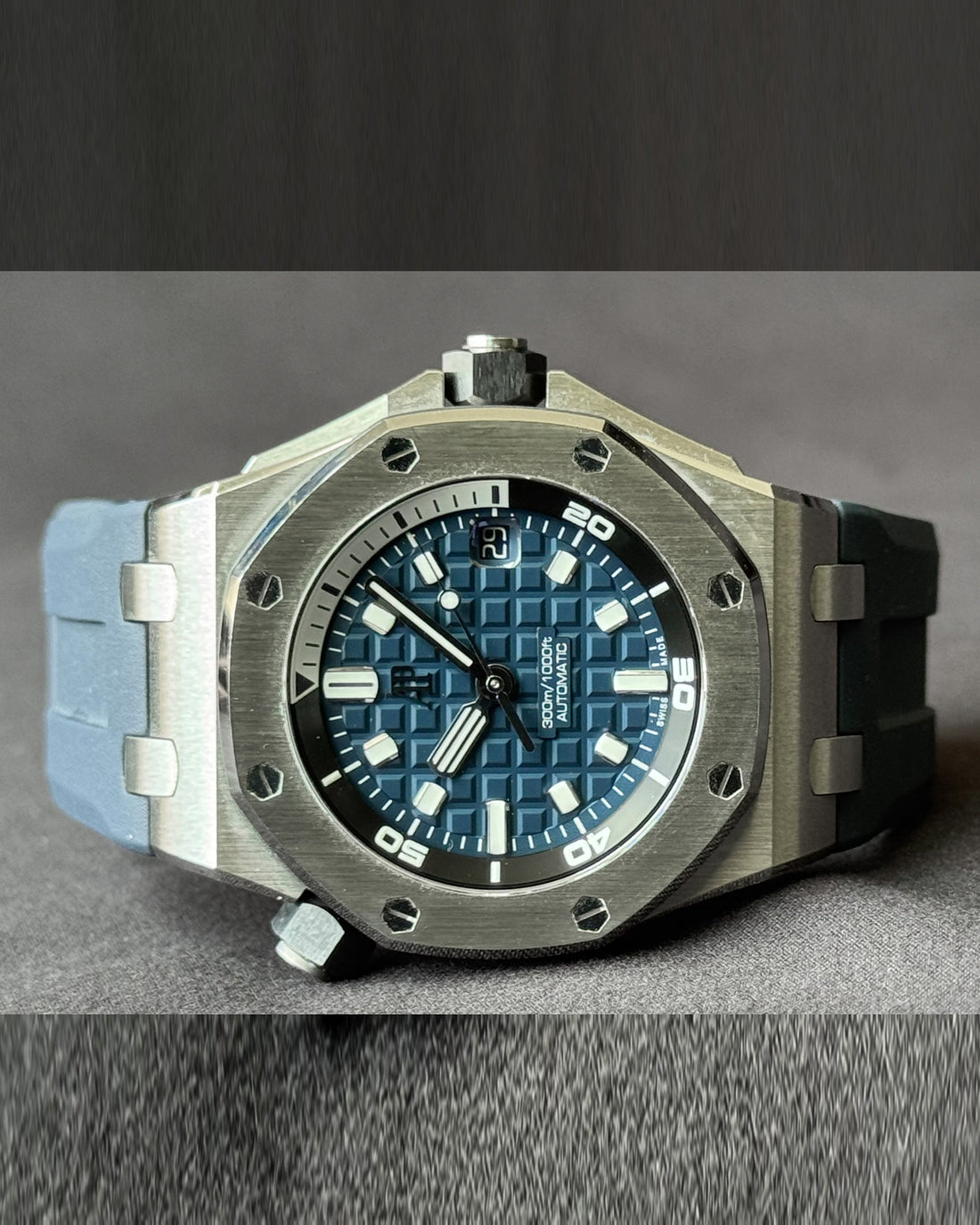 Audemars Piguet Royal Oak Offshore Diver watch for Men/Unisex