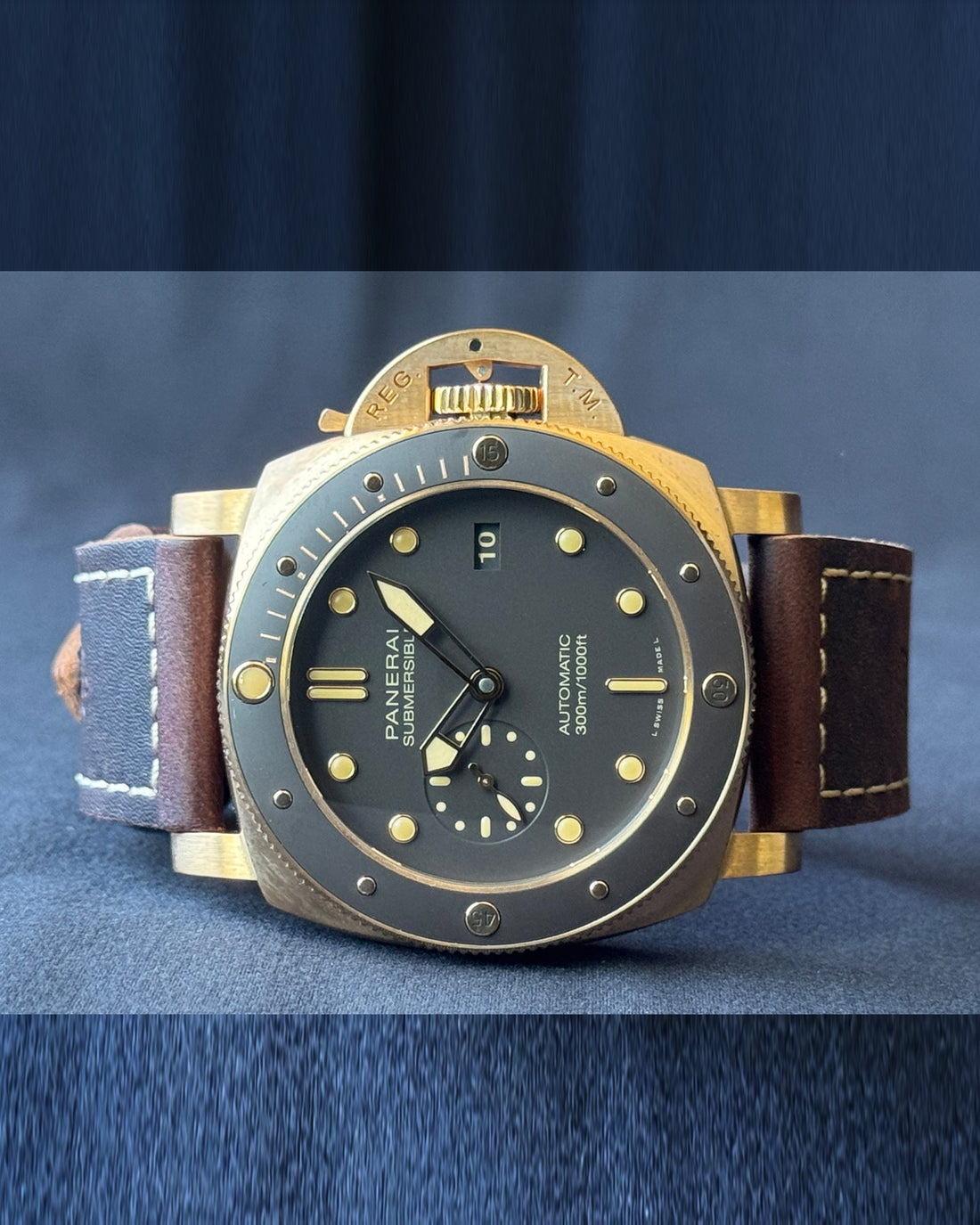 Panerai Luminor Submersible watch for Men/Unisex