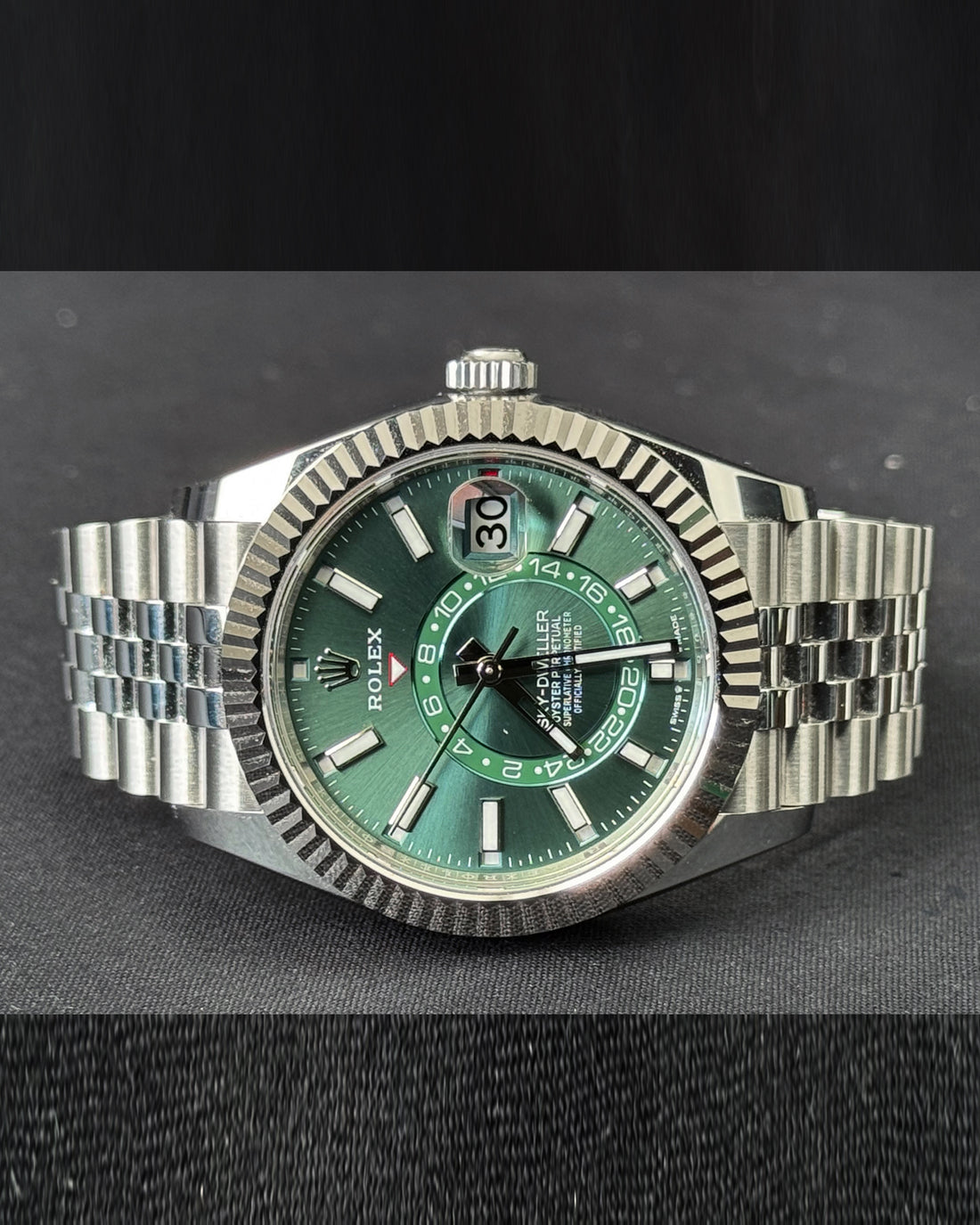 Rolex Sky-Dweller Green Dial watch for Men/Unisex